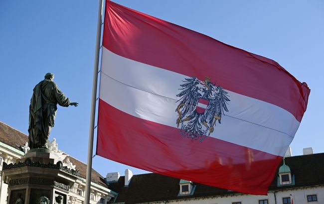 Австрия одобрила 12-й пакет санкций ЕС в отношении России после того, как Украина устранила Raiffeisen Bank International из чëрного списка, сообщает Reuters