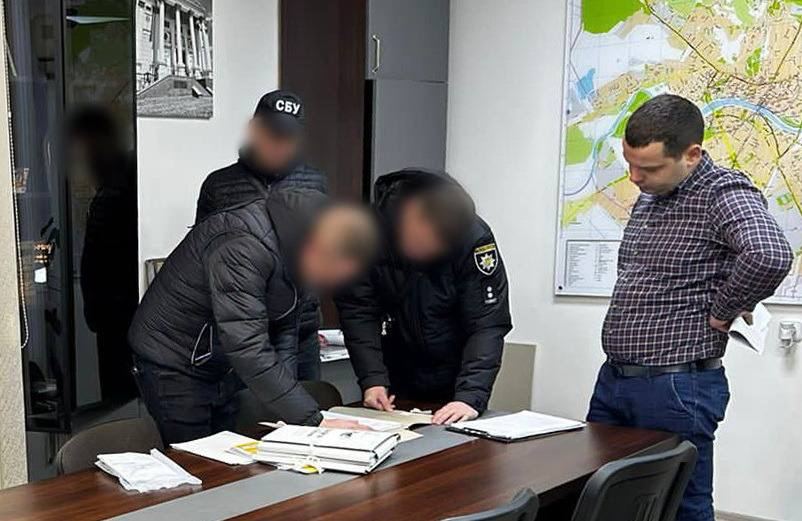 СБУ разоблачила чиновников Ужгородского горсовета на хищении бюджетных средств