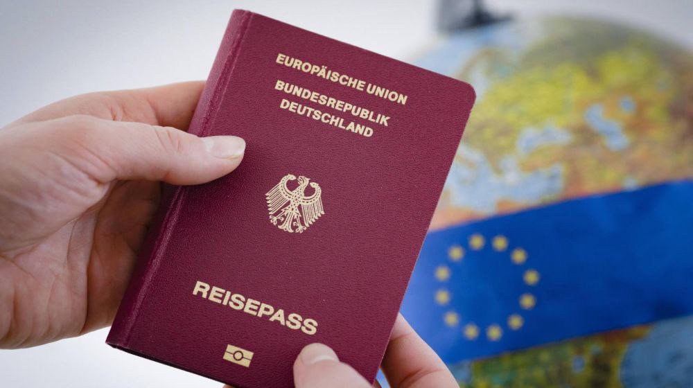 В Германии окончательно принят закон, упрощающий получение гражданства
