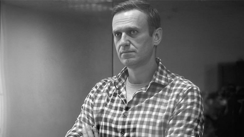 Злейший враг Путина Алексей Навальный умер в колонии