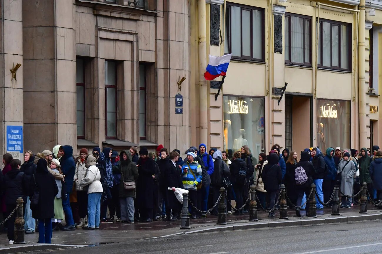 «Полдень против Путина»: в РФ стартовала акция протеста 