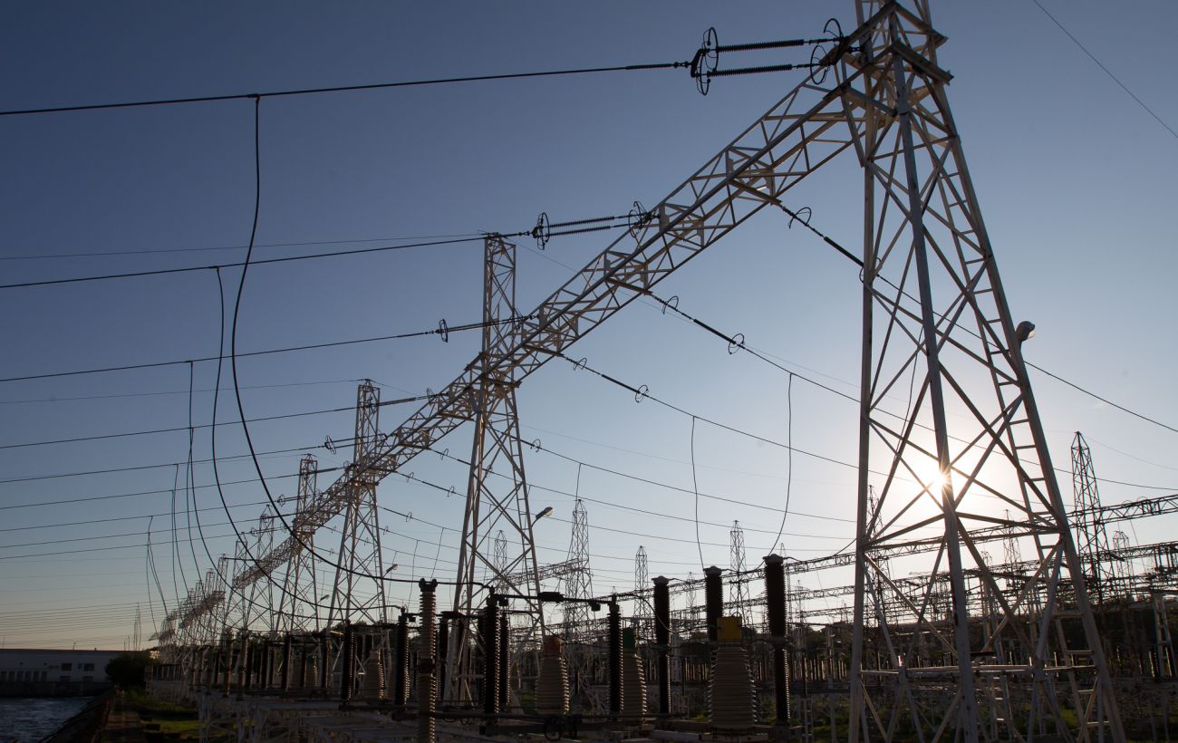 Отключения электроэнергии могут повлиять на военную промышленность Украины