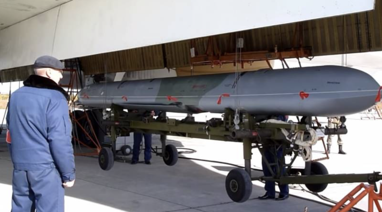 Россияне приняли на вооружение обновлённую версию ракеты Х-101