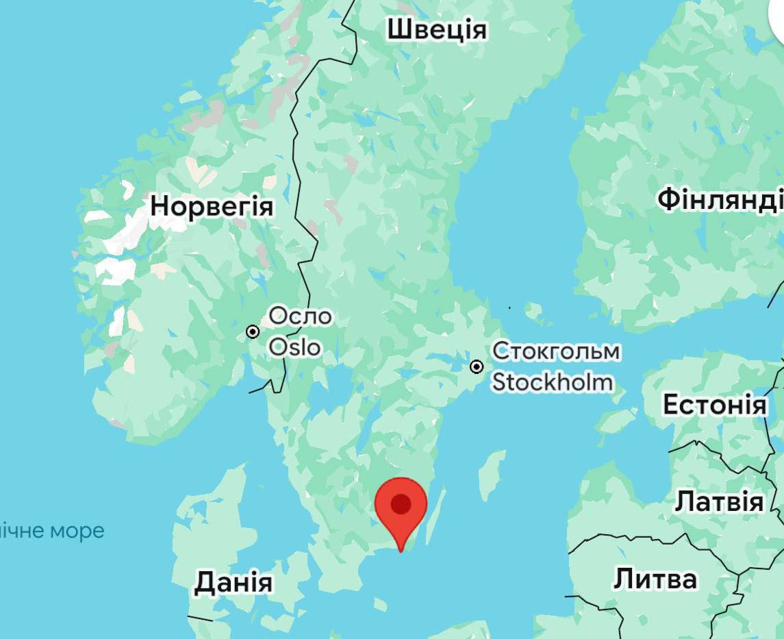Дроны у главной базы ВМС Швеции