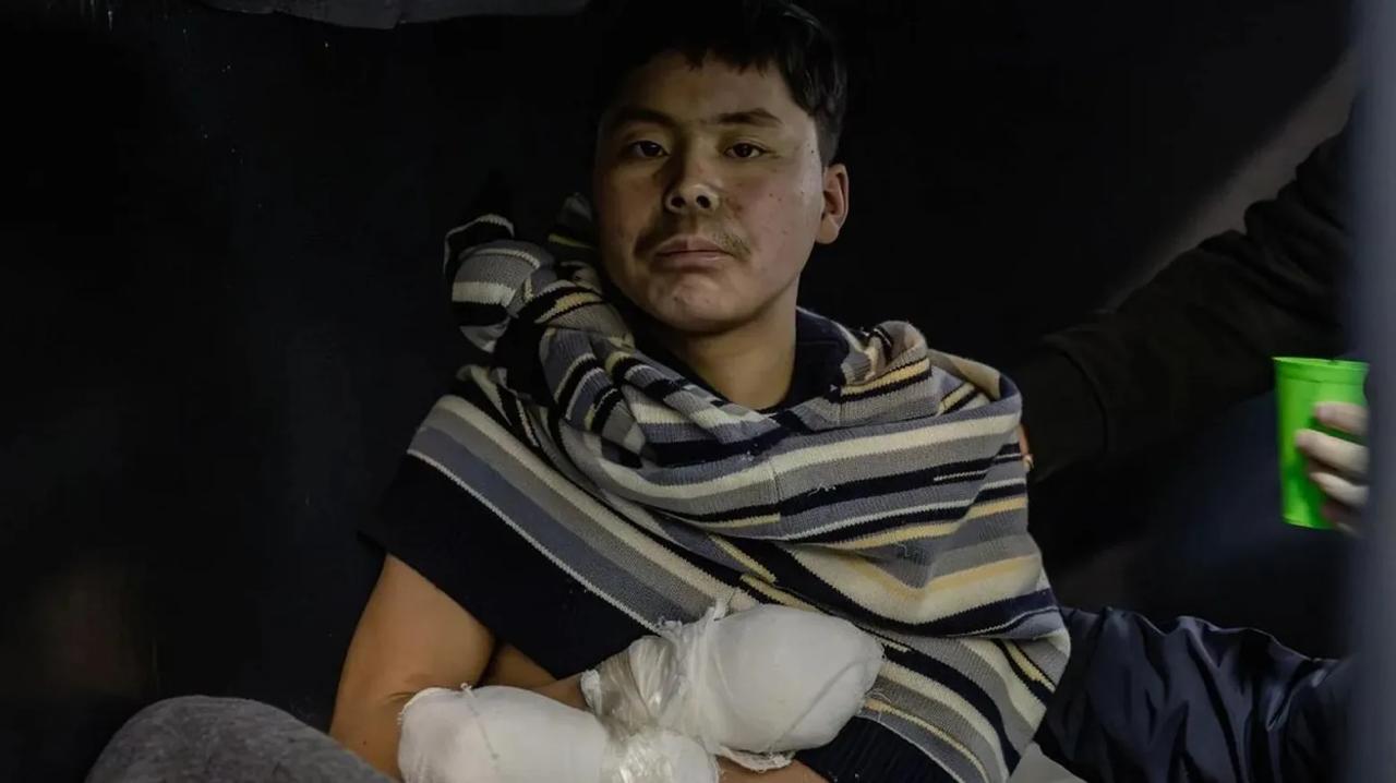 Двое северокорейских солдат, захваченных в плен в Украине, отказались возвращаться домой и запросили убежище в Южной Корее