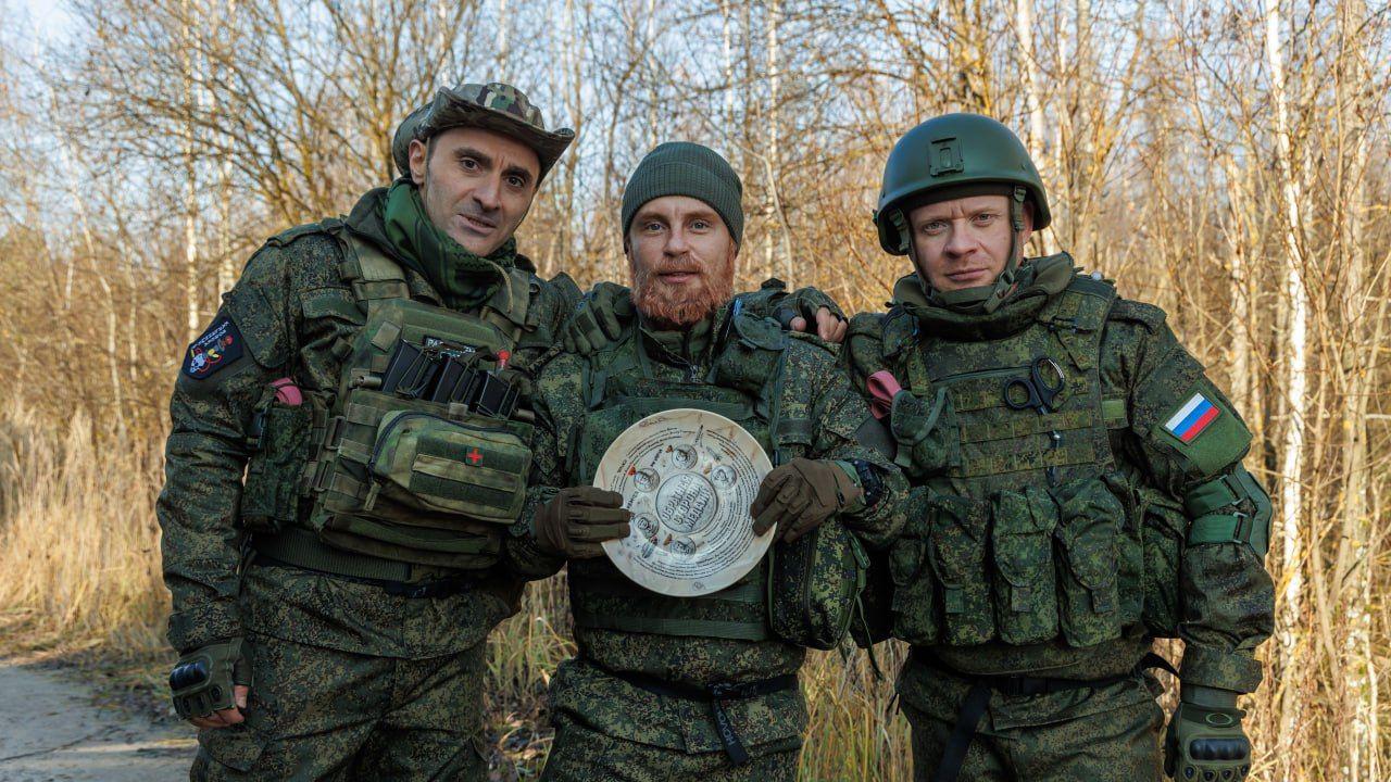 Дожили… В России снимут комедийный (!) сериал про войну в Украине 