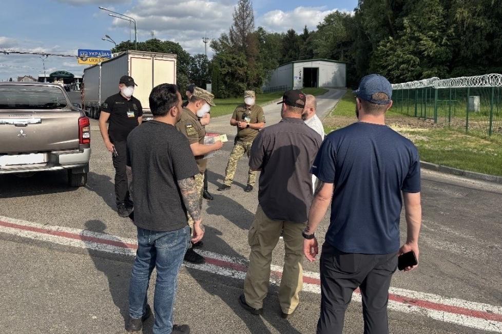 США депортировали в Украину 50 человек — некоторые жили там ещё со времён СССР